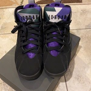 Big Kids Retro Jordan’s Sneakers